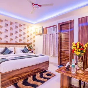 Hotel Festival Mahipalpur Delhi Airport - Near Delhi Aerocity Hotel New Delhi