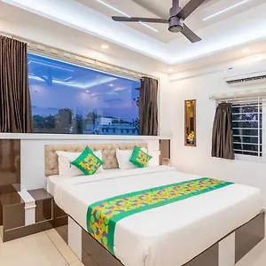 Treebo Premium Cochin Airport, 5 Min From Cochin Airport Hotel Kochi